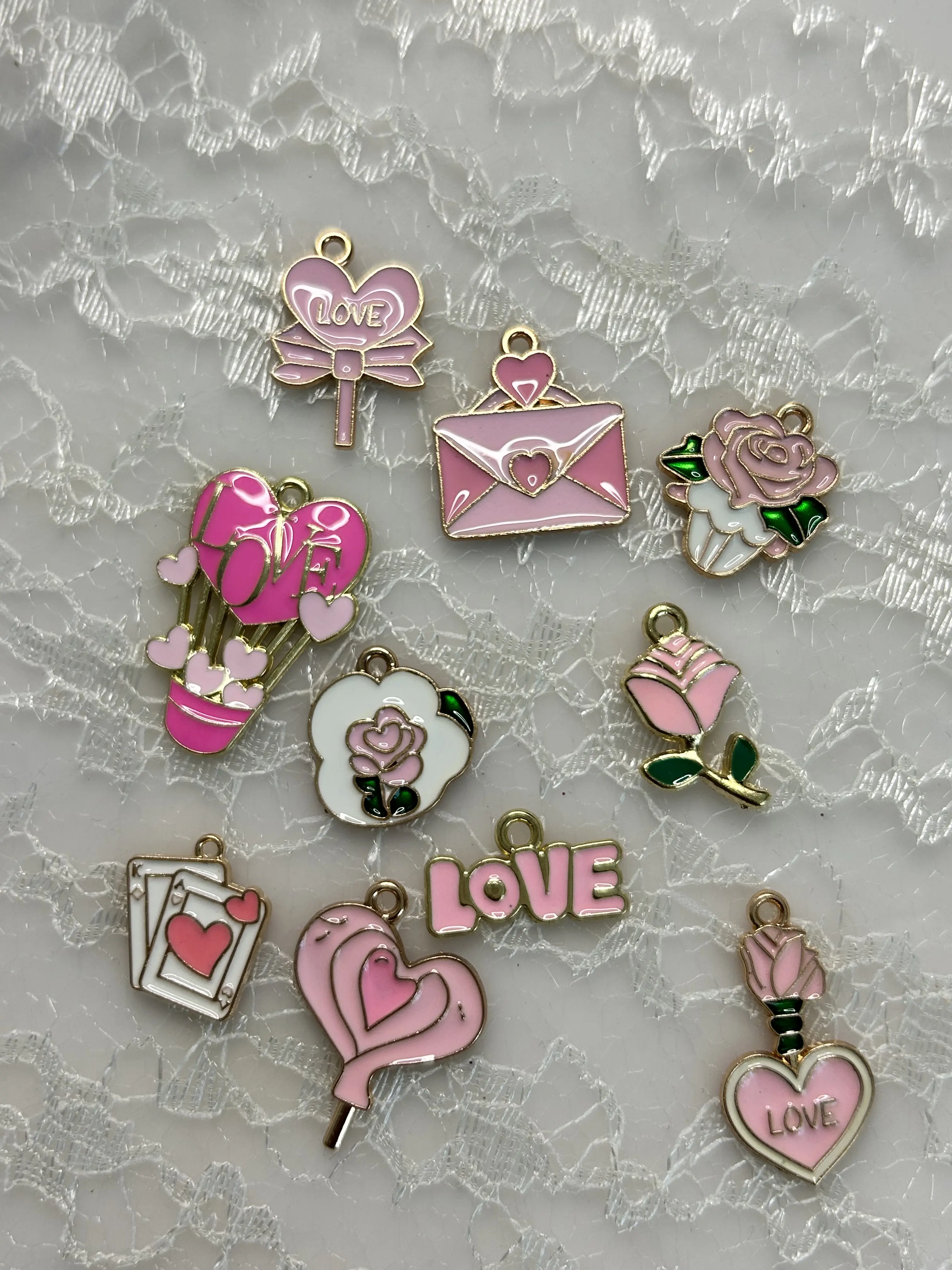 Pendants & Charms
