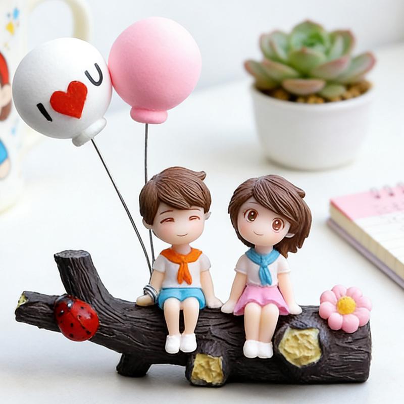 Universal Car Decorative Couple Kissing Statue, Cute Cartoon Couple Gift for Women Girls, Tree Branch, Car，valentine's gift for bf，galentine's gifts for girls，valentine's classroom gifts，valentine's gift for husband