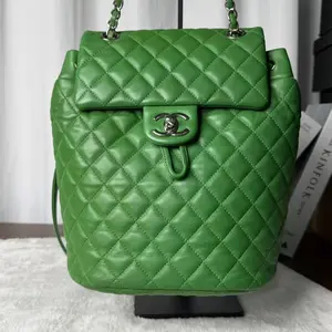 Pre-owned CHANEL green backpack WWL 20565994