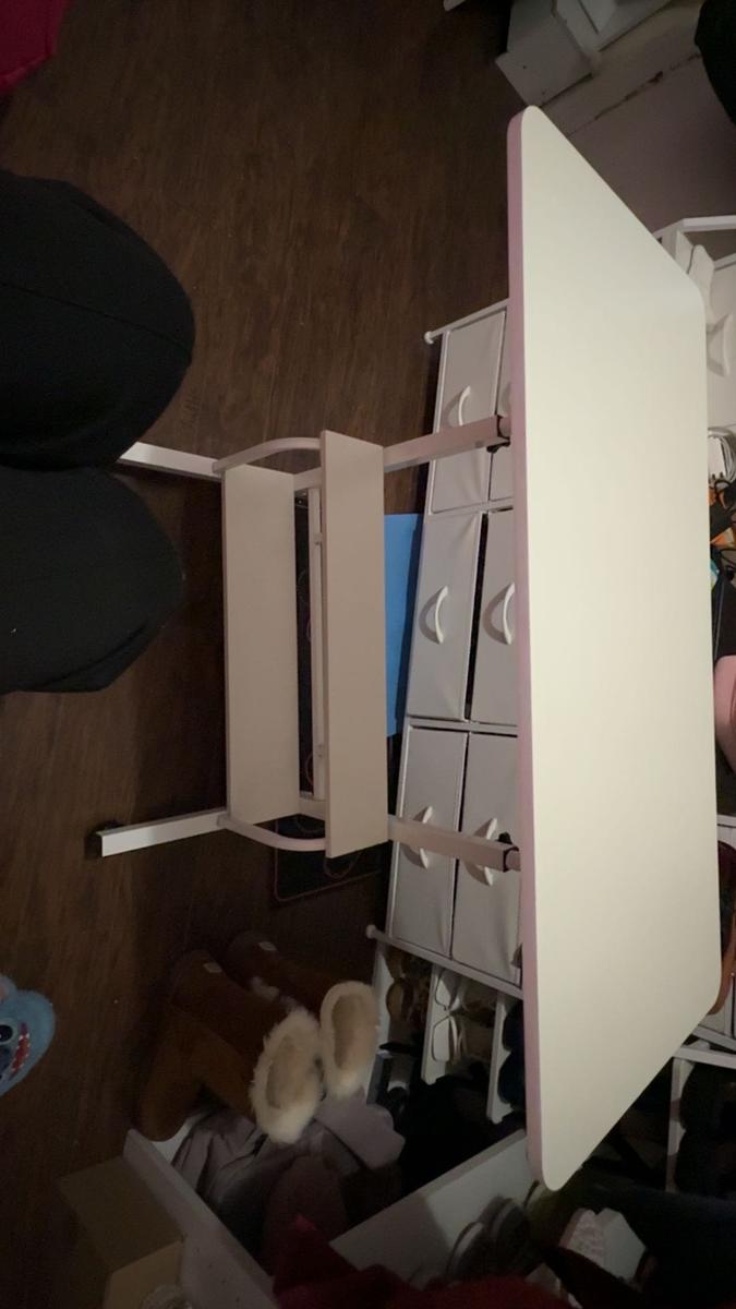 Item: white, 80 X 40cm