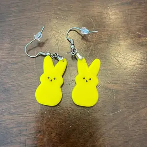 Peep Earings
