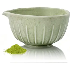 580 ml/19 oz Ceramic Matcha Mixing Bowl with Spout Japanese Ceremonial Green Tea Chawan Spouted Matcha Mixer Matcha Color