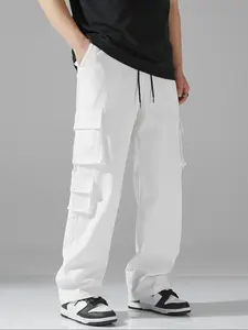 Men's white cargo pants, 2 slip pockets, 4 three-dimensional pockets, straight-fit cargo pants, elasticated waistband, drawstring waistband, suitable for casual dates on the out Menswear Trouser Loose Plain Beige