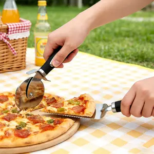 Dishwasher washable pizza cutting 2-piece set | Black premium stainless steel ultra sharp cutting wheel+shovel strap anti slip soft handle suitable for pizza dough and pastries