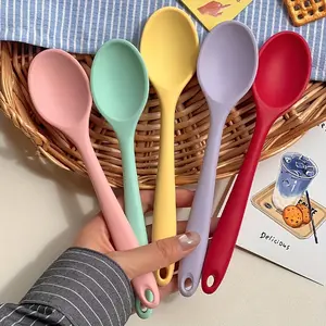 4pcs Heat-Resistant Non-Stick Kitchen Spatula Set, 8-Inch (20.5cm) Silicone Spoon, Stirring Spoon, Soup Spoon, Rice Spoon, Adult Spoon, Dining Spoon, Kitchen Accessories for Mixing, Baking, Serving, Cooking, and Stirring