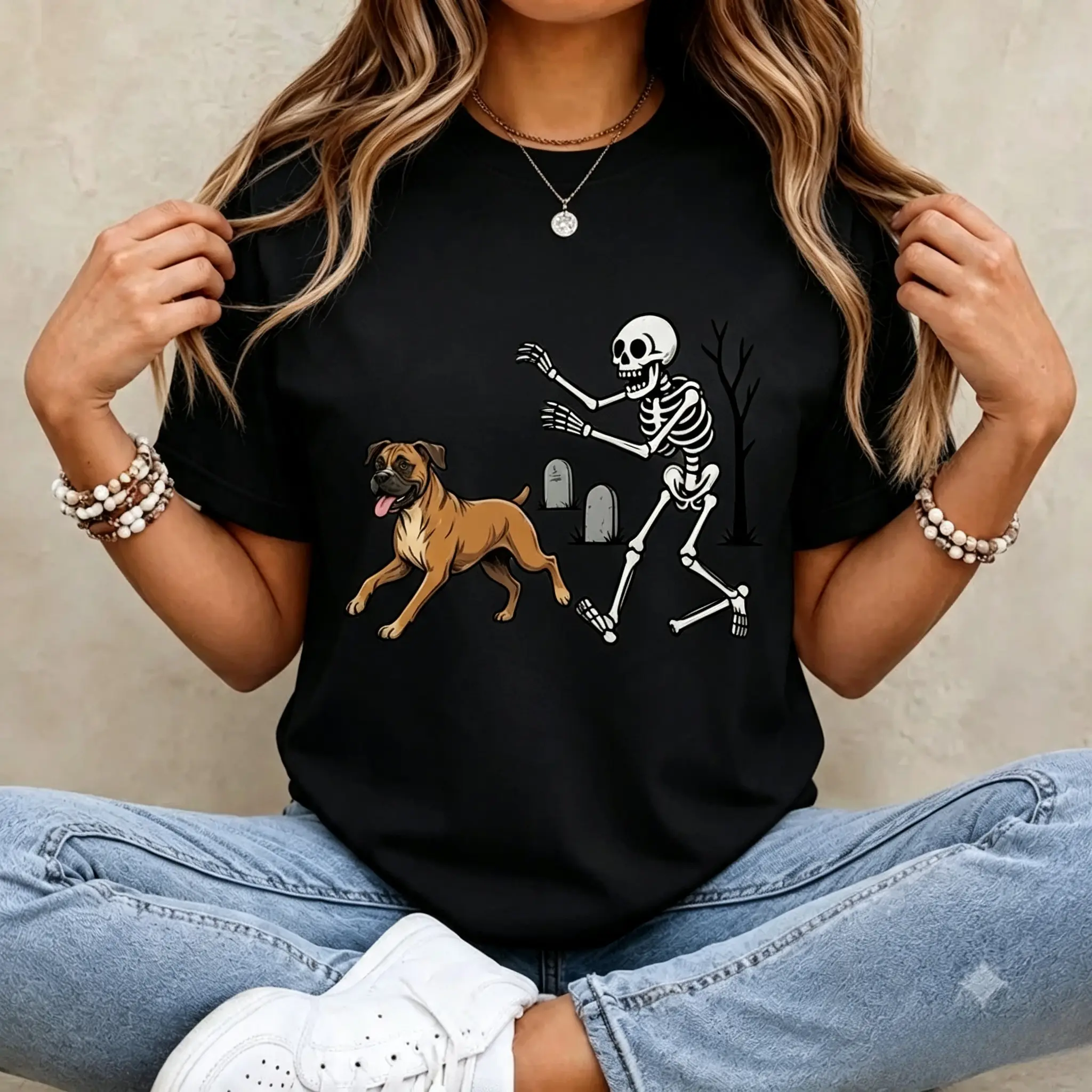 1pc Skeleton Chasing Boxer Dog T-Shirt, Spooky Halloween Apparel for Men, Cute Pet Owner Birthday Gift, Unisex Shirt for Dog Lovers