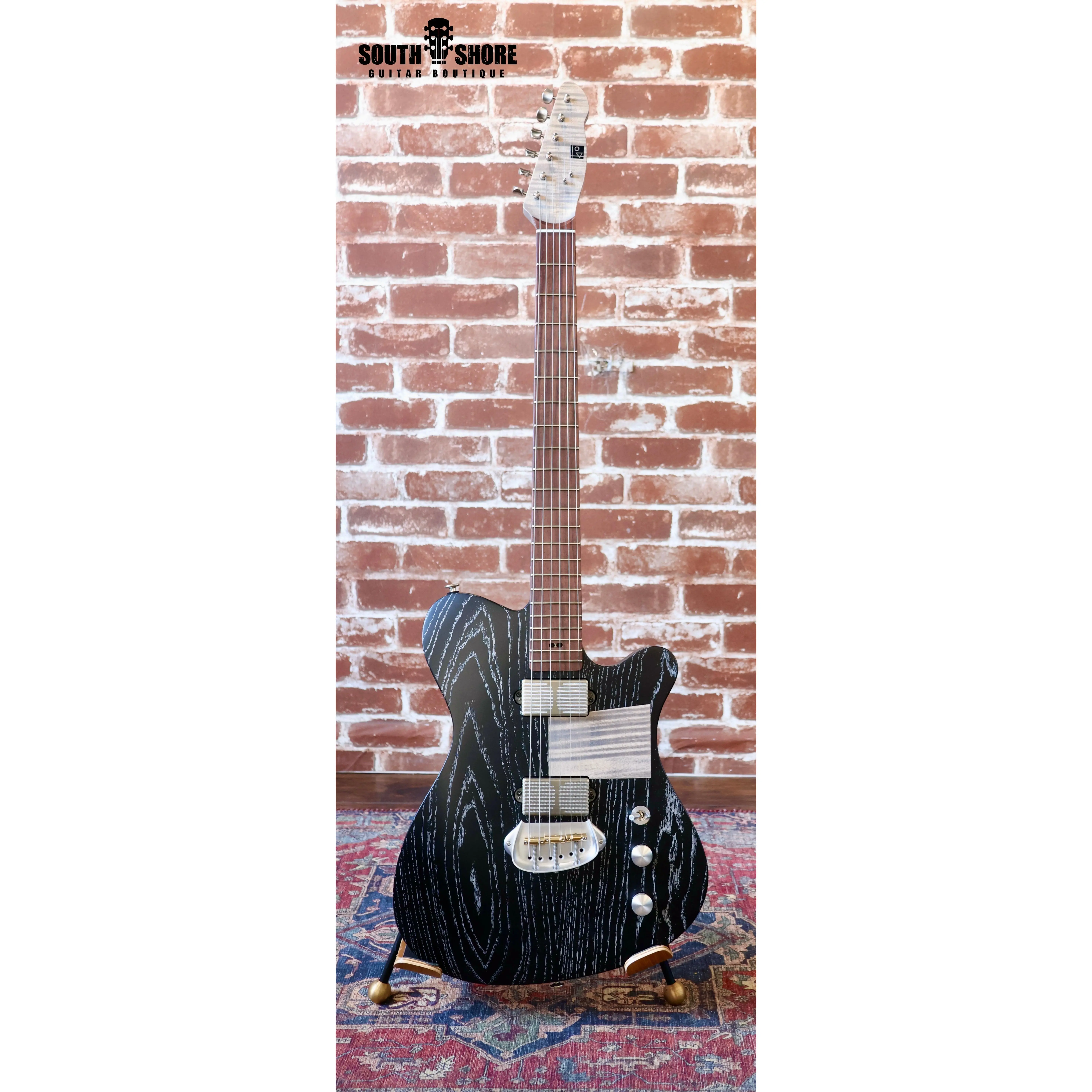 Tao T-Bucket "Josef"-Black Dog Hair. NEW (Authorized Dealer)