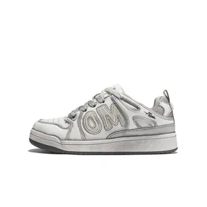 Unisex classic black-and-white closed skate shoes — minimalist distressed low-top non-slip footwear; dirty-look breathable, wear-resistant fashion training shoes suitable for students, walking, and retro washed fade low-top skate sneakers.