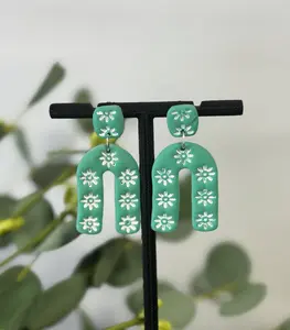 Mint Green Daisy Arch Earrings – Handmade Floral Statement Earrings