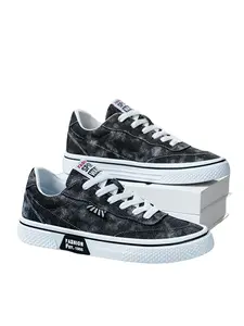 Men's Canvas Sneakers Spring Summer New Style Comfortable Versatile Trendy Casual Denim Board Shoes Breathable Driving Outdoor Commute Lace-Up