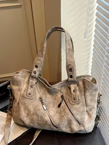 Retro, personalized and trendy motorcycle style tote bag, simple and casual textured one-shoulder underarm bag, fashionable and versatile one-shoulder crossbody commuter bag, suitable for commuting, daily matching and other scenarios, Pu Tote Satchel