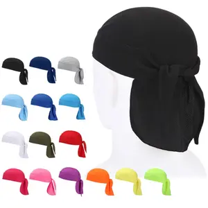 1pcs Pirate Hat, Classic Design for Halloween Costume, Unisex Accessory for Kids and Adults, Ideal for Party & Dress Up
