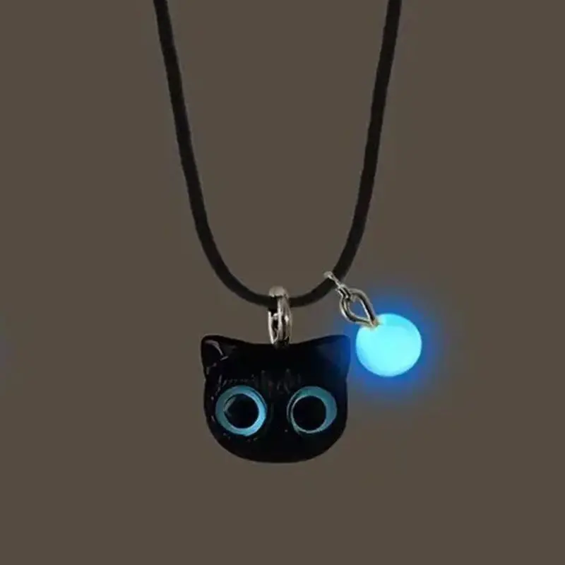 Black luminous necklace
