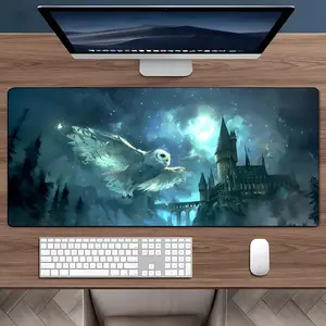 Large Castle Print Gaming Mouse Pad, Aesthetic Desktop Art Desk Accessories, Non-Slip Rubber Base Home Decor Pad for Gaming, Laptop Use