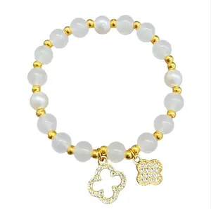Wealth & Luck Clover Fashion Bracelet - Symbol of Prosperity and Good Fortune