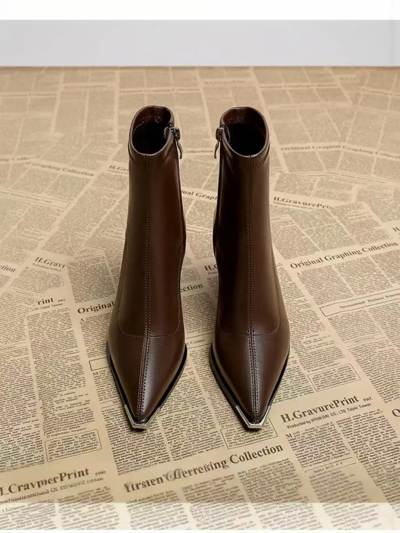 Vintage High Heel Dress Boots for Women, Fall & Winter New Arrival, Thick Sole Retro Style, PU Leather Above Ankle Short Boots, Heeled Booties, Footwear Boot