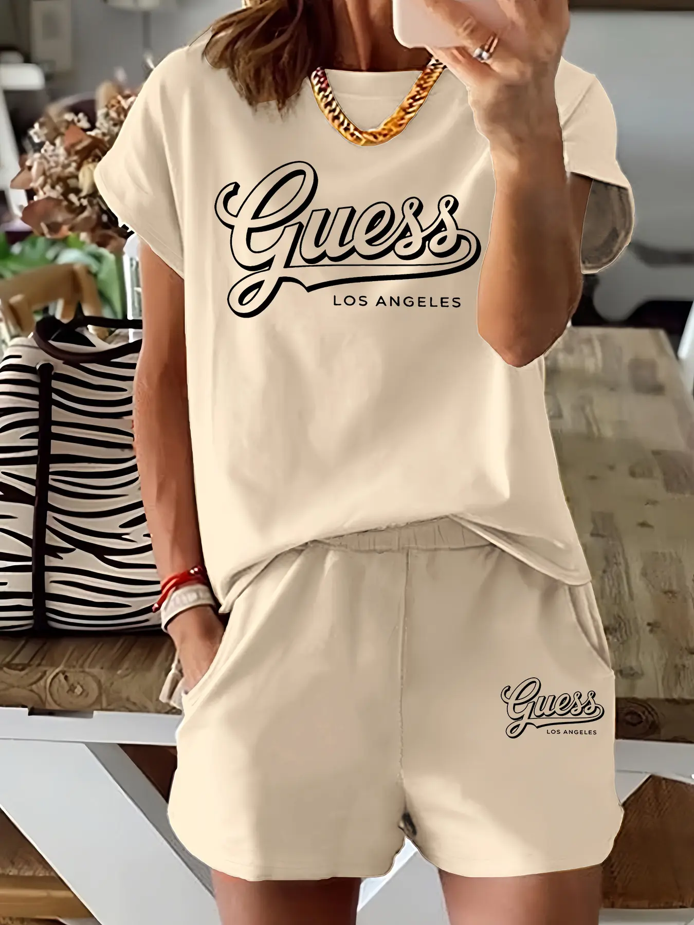 2-Pack Fashionable Fit Crew Neck Women's Short Sleeve Shorts Set Guess Riddle Los Angeles Trendy Set Casual Solid Color Clothes T-Shirt and Hot Pants Set Women's Set Womenswear le for Daily Wear Everyday