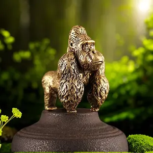 Metal Gorilla Shaped Desktop Ornament, Creative Animal Figurine, Desktop Decoration for Home Office, Sculpture Desk Decor