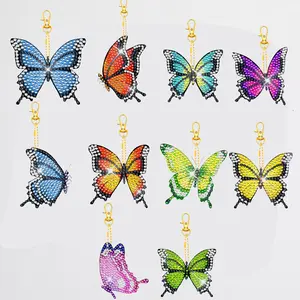 Butterfly Diamond Painting Keychains Kit - 5D DIY Diamond Art Key Rings Colorful Butterfly Pendant Keychains for Bag Charms, Handmade Crafts Gifts for Women Girls Kids