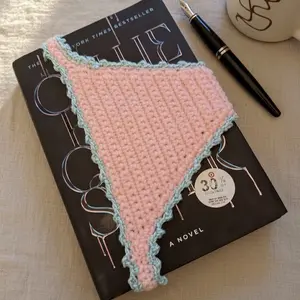 Crochet Thong Bookmark - Pink with Light Blue Edging for Books and Journals