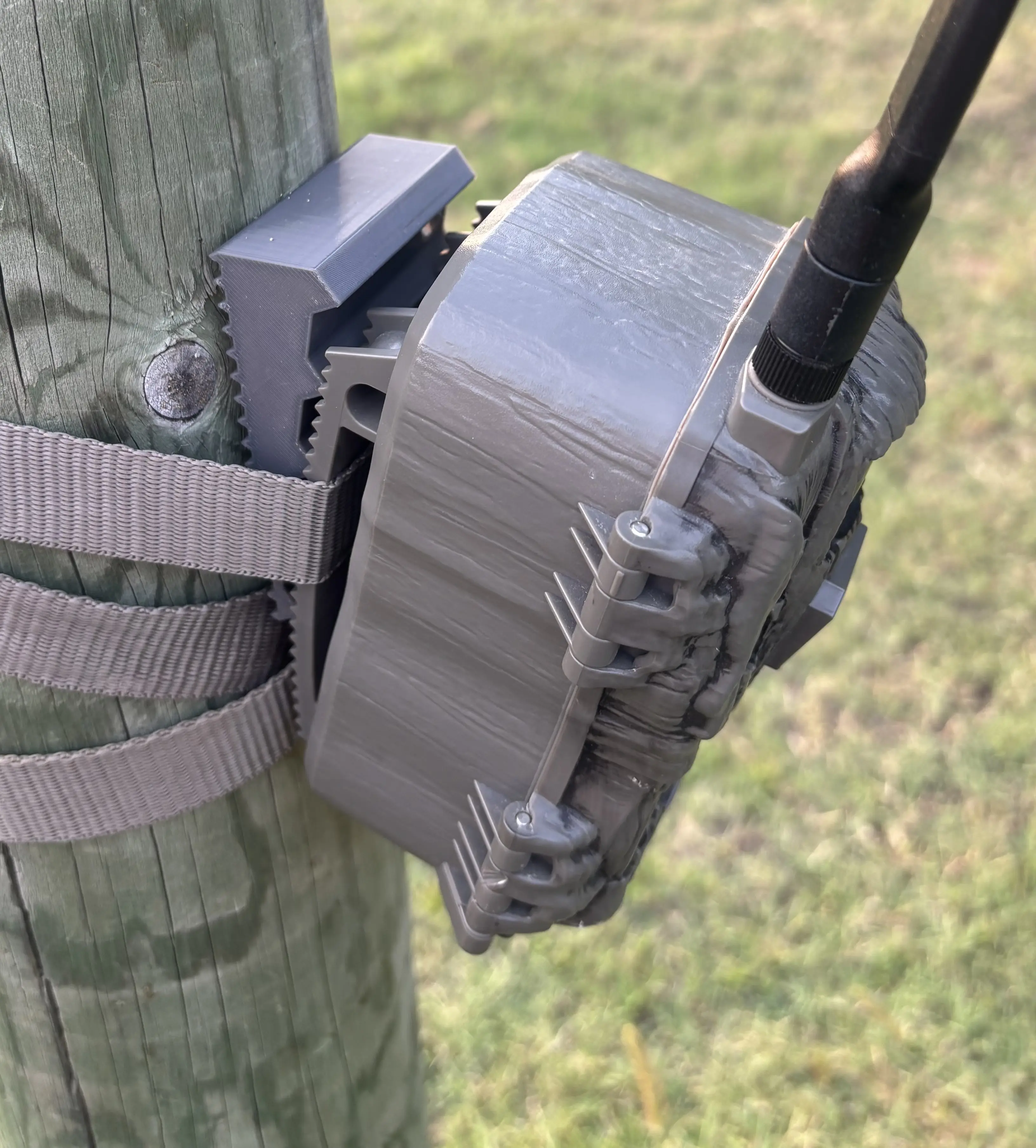 Outdoor Camera Angle Mounting Bracket