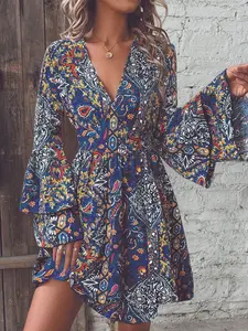 Women's Boho Bohemian Vintage Paisley Print Flare Short Dress, V Neck Slim Fit Vacation Dress, Long Sleeve Casual Elegant Style