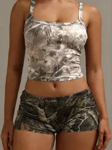 Women's Camo Sleeveless Crop Top & Shorts Set, All-Season Casual Slim Fit, Fashionable Two-Piece Ensemble, Womenswear Camouflage