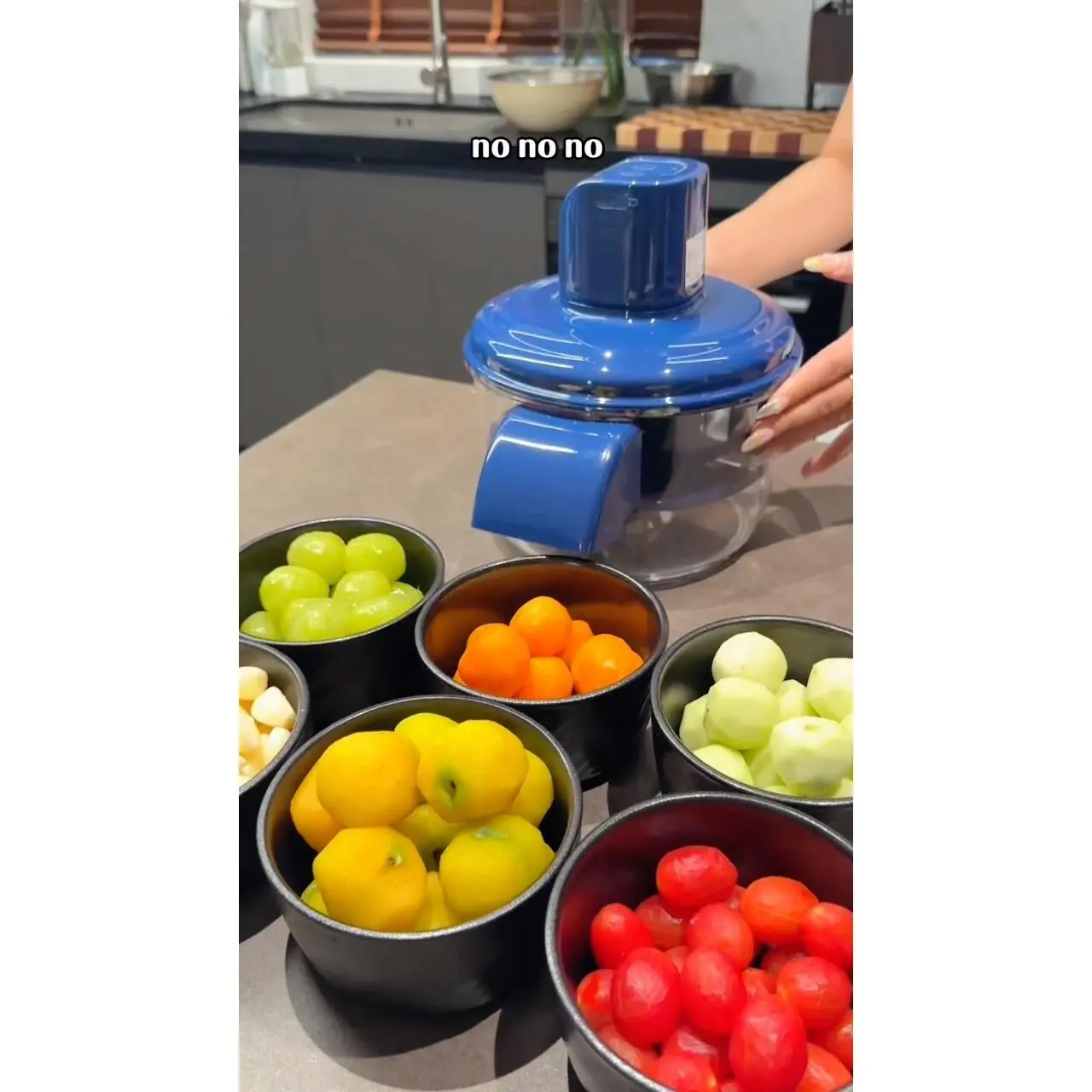 Automatic Electric Fruit Peeler | One-Touch Kitchen Gadget for Apples, Pears, Grapes & More Utensils
