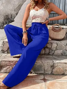 A pair of women's autumn and winter new fashion versatile bubble plaid casual wide-leg trousers