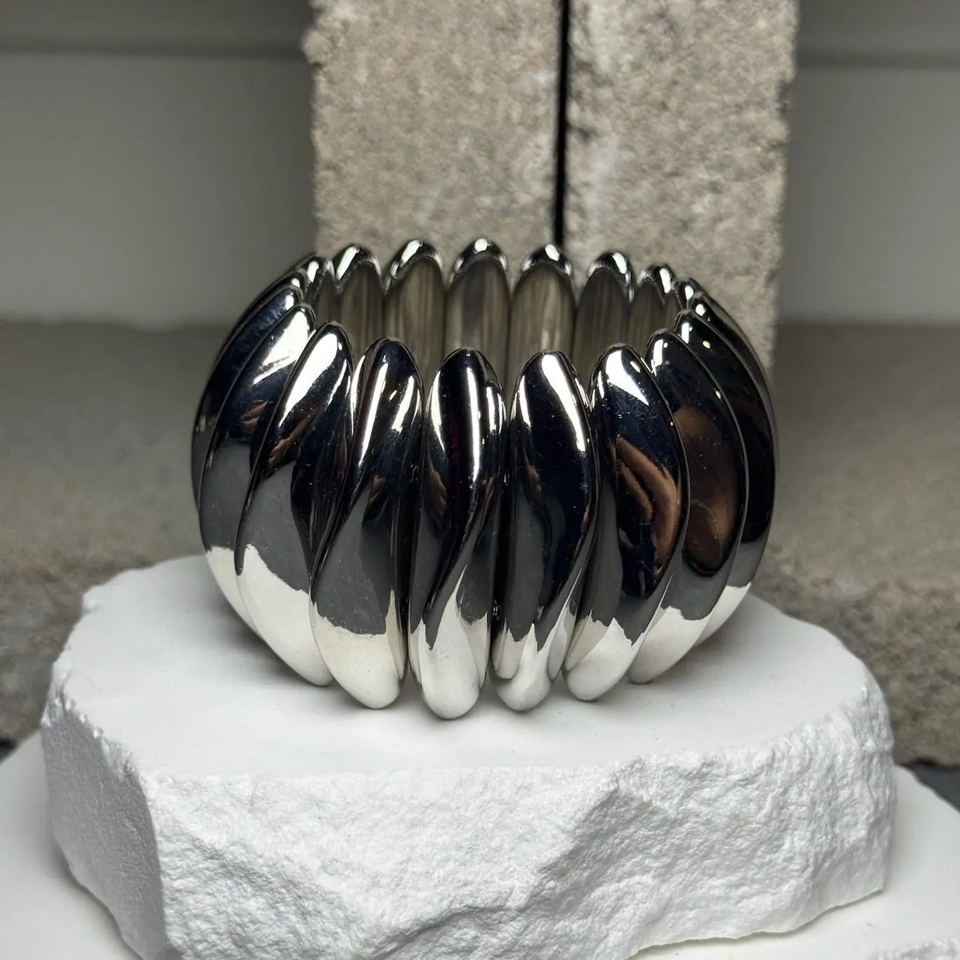 Too Smooth Expandable Bracelet Up To 9"