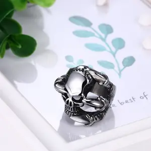 OIDEA Men's Gothic Skull Claw Stainless Steel Ring - Punk Biker Style, Mechanical Skull, Macabre Style, Anti-Rust Steel, Dark Gothic, Heavy-Duty Metal Design, Mechanical Skull Rings, Macabre Style Rings