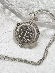 SHOWCRAFT Vintage decision coin spinning necklace pattern hollowed-out spinning fashion accessory for daily wear
