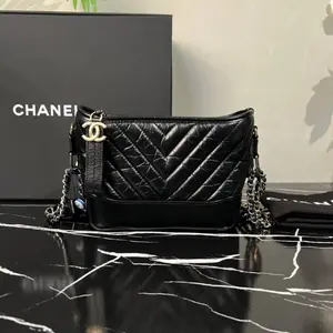 Pre-owned CHANEL Leather Shoulder Bags 7.8'' R5289 Shoulder Bag C1344472920 0329 LA Katrina