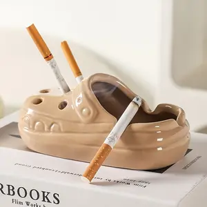Unique Polymer Clay Ceramic Clogs Ashtray, Simulated Daily Tool Design, Suitable for Home, Office, Hotel Decoration, Perfect Valentine's Day and New Year Gifts, New Year Collectibles
