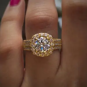 Luxury Bridal Wedding Jewelry 4 Prong Setting Round Zirconia Ring for Women Romantic Engagement Party Fashion Gift