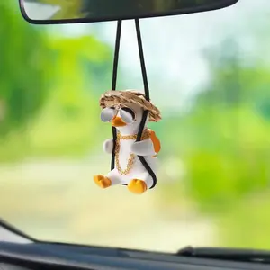 Swinging Duck Rear View Mirror Hanging Ornament (2.96x1.78in) - Adjustable Strap, Cute Fun Whimsical Car Interior Accessories for Drivers’ Daily Commute, Accessories For Car