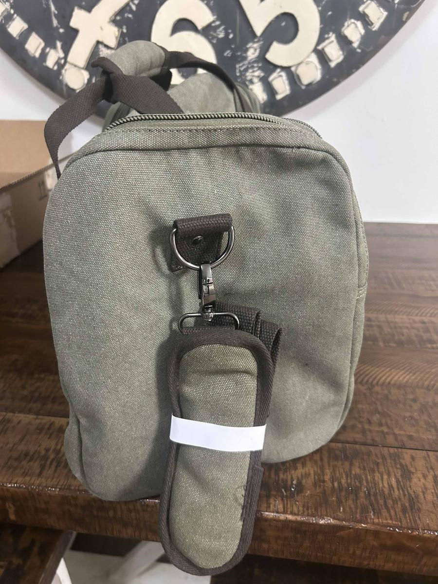 Item: Army Green（non-waxed）, 50L