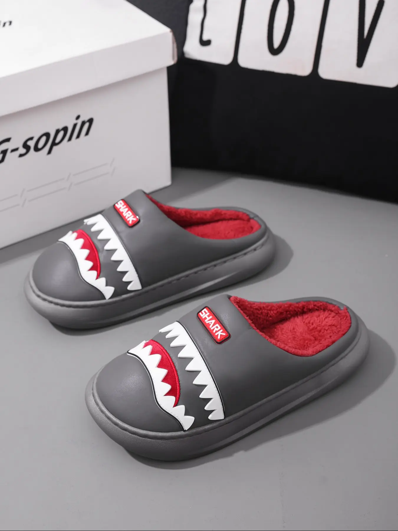 Men's Shark Winter Cotton Slippers, Thick Sole Warm Indoor Home Shoes, Funny Design, Couples' Cozy Footwear, Comfortable House Slides, Fashionable Slippers, Thick Bottom Slippers