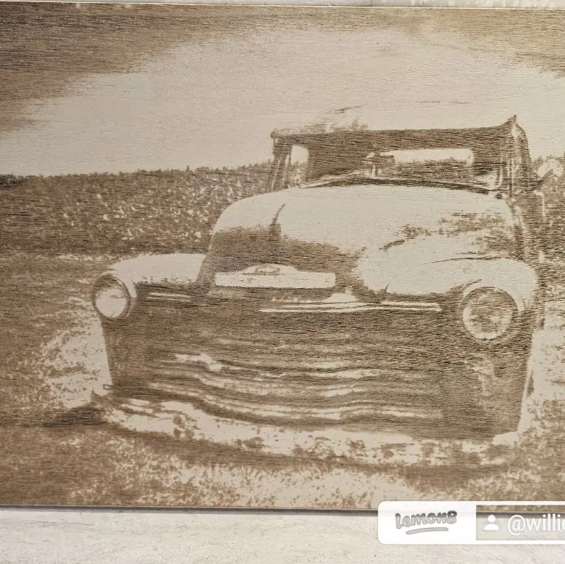 custom engraved wooden pictures