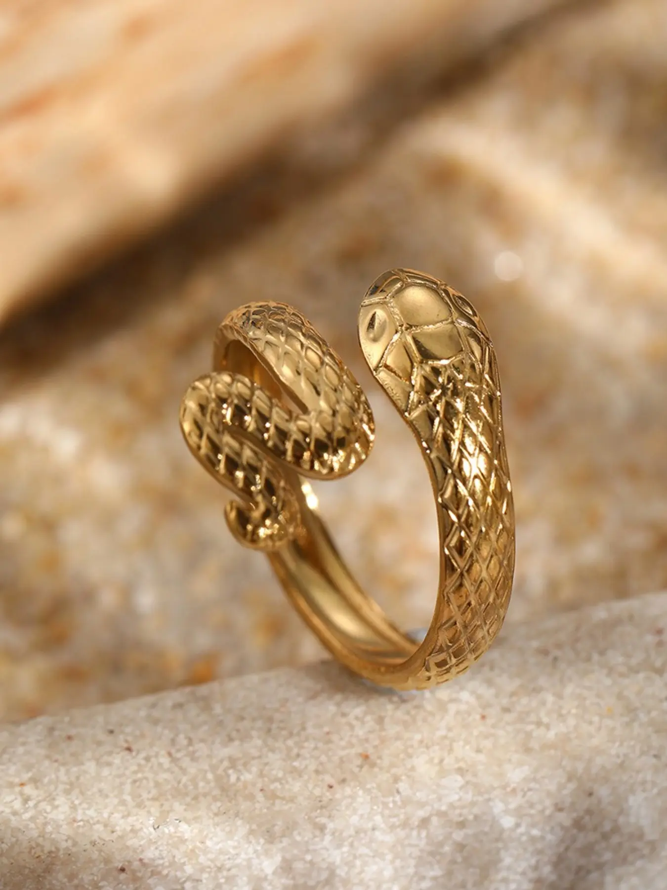 18K Gold-Plated Customizable Snake-Shaped Open-Band Ring— Unisex Couple's Ring - Elegant Everyday Ring, Versatile Everyday Accessory, Unique Rings | Perfect for Parties and Gatherings