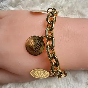 Gold Coin Bracelet with Wide Chain and Engraved Charm for Stylish Accessory