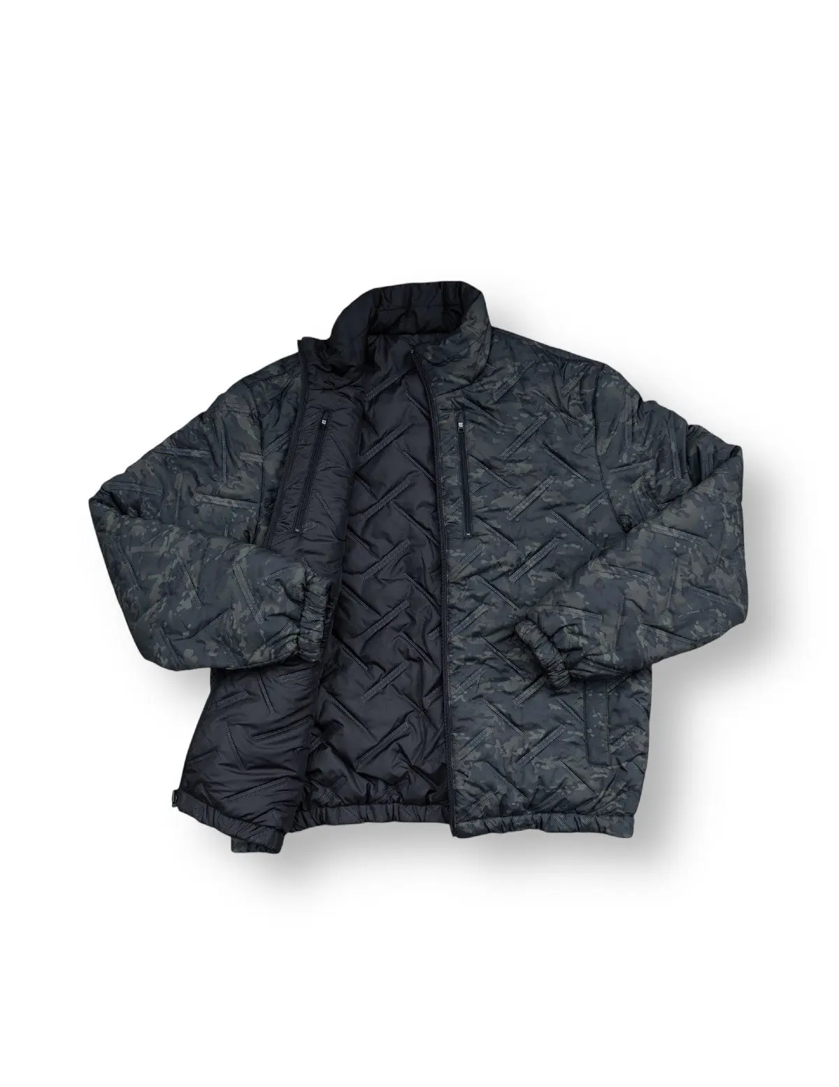 Men's Reversible Coats, Black Camo Insulated Woobie Jacket, Polyester Menswear Tops with Elastic Cuffs & 6 Pockets, Casual