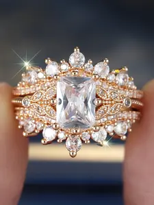 2 Pieces/set Luxury and Elegant Square White Synthetic Zirconia Stacked Women's Engagement Ring Set Women's Court Pattern Cluster Stone Engagement Ring Party Jewelry Wedding Promise Rings Bridal Set Rings Stacking Ring Set Stackable Rings