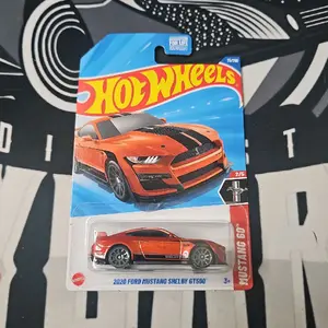 2025 Hot Wheels - 2020 Ford Mustang GT500