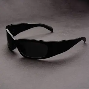 Sports Glasses for Women, Cat Eye Shape, Black Frame with AC Lens, PC Material, for Running, Outdoor Activities, Driving, Beach, Fashionable Eyewear for Adults Over 15 Years Old