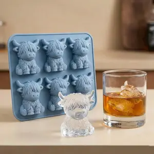 Two-Piece Highland Cow Silicone Molds, Whiskey Ice Cube Tray, Men's Gift Idea, Durable & Flexible Design, Perfect for Home Bar Use, Home Bar Accessories