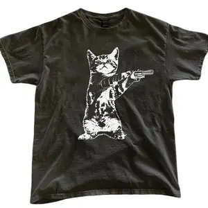 Gun Kitty Funny Cat T-Shirt, Y2k Cat Shirt, Unisex Vintage Graphic Tees Gothic Grunge Y2k Emo Scene Amity Affliction Style Clothes Menswear Womenswear Streetwear