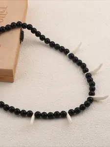 Anime Inuyasha beaded necklace, creative and personalized anime cosplay beaded necklace, a must-have for anime enthusiasts
