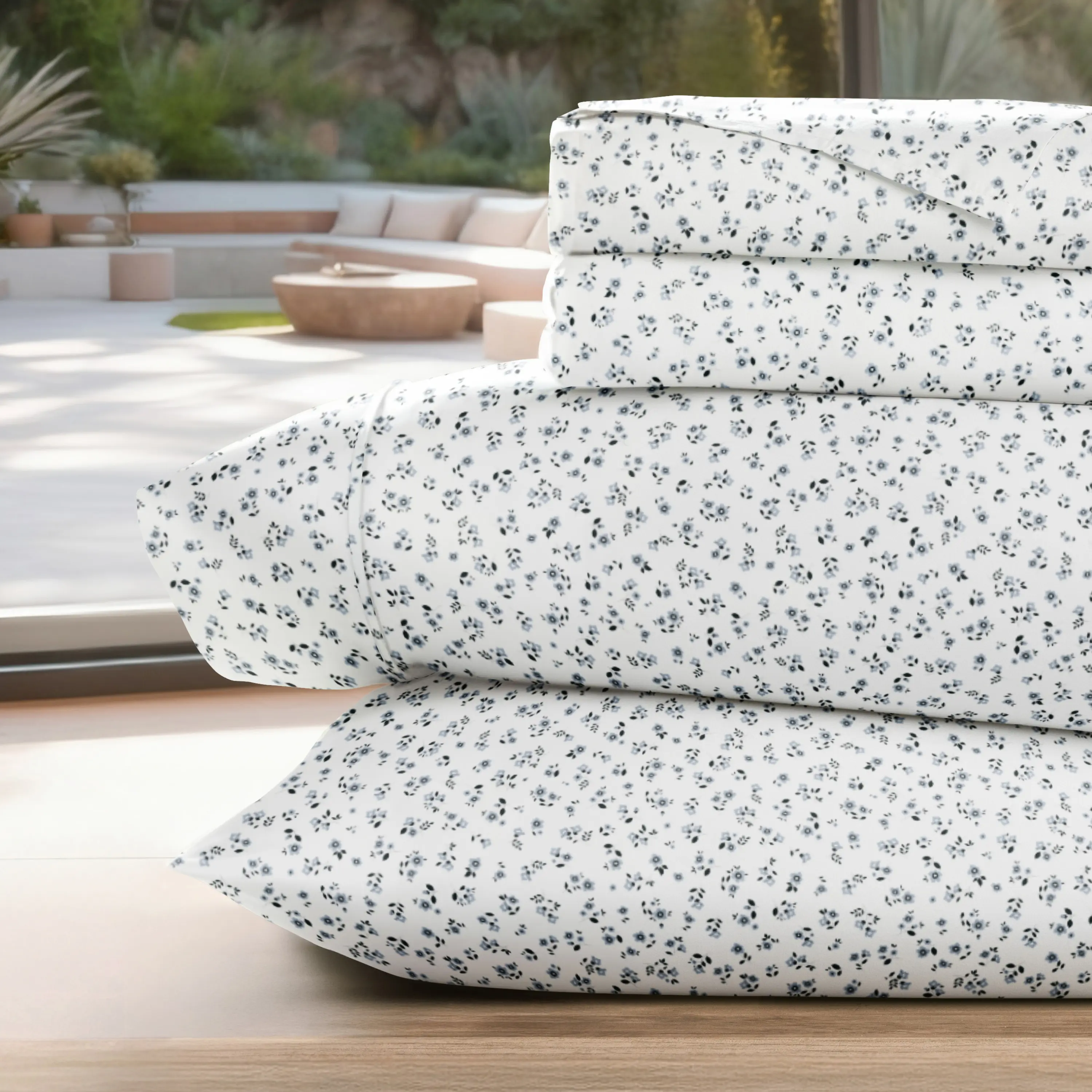 Ditsy Floral 4-Piece Pattern Sheet Set