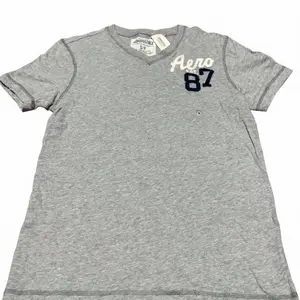 Aero New Aero T-shirt V-Neck Gray Small with Aero 87 Logo and Contrast Stitching